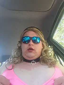 coleen slut 56 online show from April 17, 2026, 10:07 am