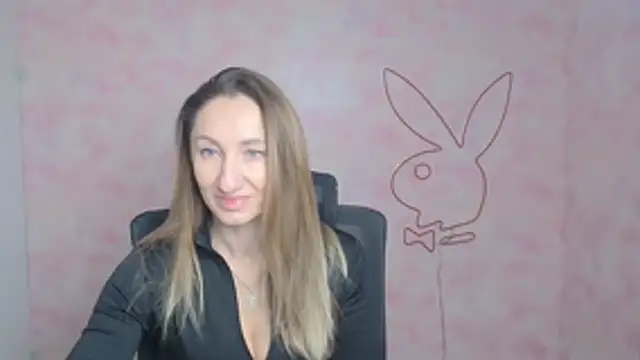 Snapshot of Diana_Sweeet_ chatting on February 16, 2026, 6:56 am Diana Sweeet online show from February 16, 2026, 6:56 am