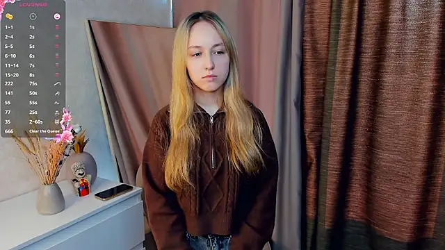 MayaBriant online show from January 14, 2026, 7:12 am