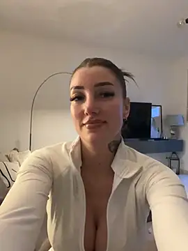 NovaLushhh online show from February 20, 2026, 4:53 pm