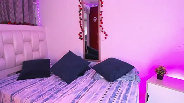 dirty sexx  online show from February 5, 2026, 8:48 pm