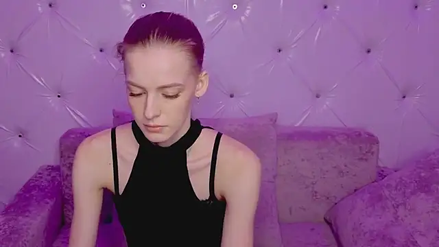 Snapshot of kittie_like18 chatting on February 26, 2026, 12:54 am kittie like18 online show from February 26, 2026, 12:54 am