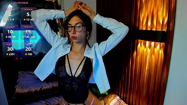 Snapshot of emily_34_ chatting on July 16, 2026, 12:02 pm emily 34 online show from July 16, 2026, 12:02 pm