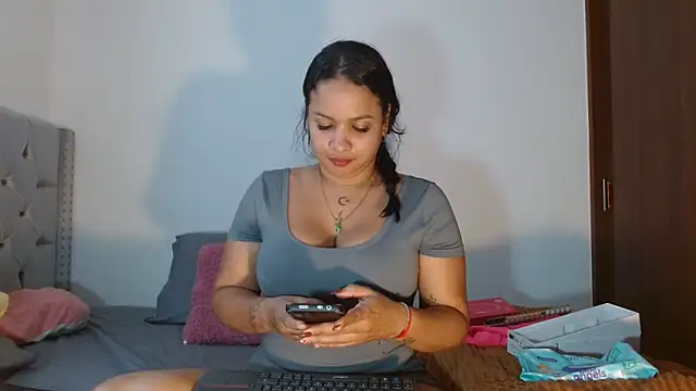 Snapshot of celeneortii chatting on April 6, 2026, 9:16 pm celeneortii online show from April 6, 2026, 9:16 pm