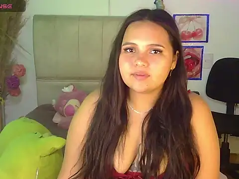 Snapshot of chloe__fox chatting on February 17, 2026, 1:41 pm chloe fox online show from February 17, 2026, 1:41 pm