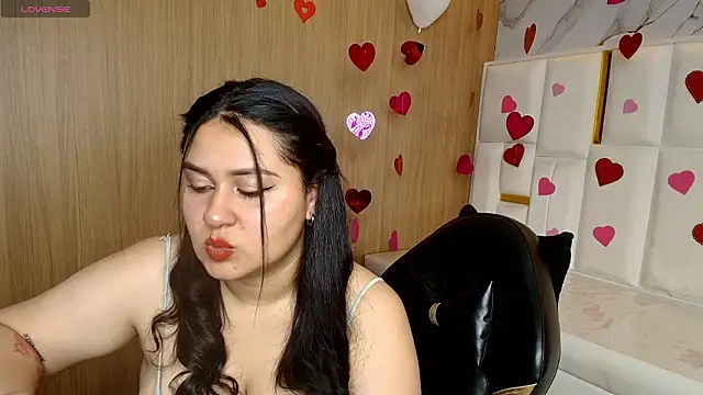 Zarath tf online show from February 19, 2026, 8:39 pm