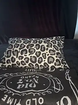 Snapshot of EvaLina111 chatting on April 14, 2026, 11:15 am EvaLina111 online show from April 14, 2026, 11:15 am