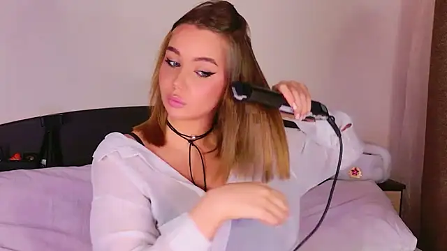 SilverHanna online show from March 13, 2026, 3:17 pm