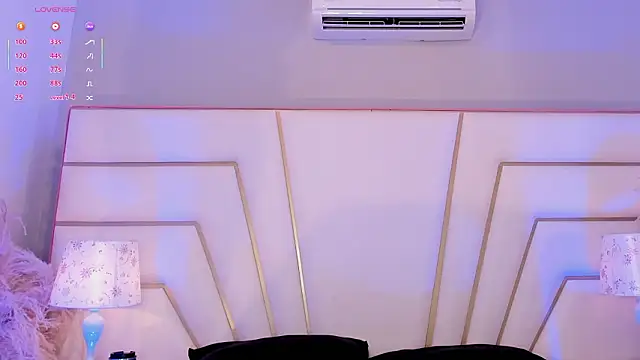 Snapshot of Mr_aronnn_ chatting on February 22, 2026, 3:20 am Mr aronnn online show from February 22, 2026, 3:20 am