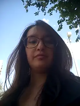 Karla-giraldo 1 online show from February 26, 2026, 3:01 pm