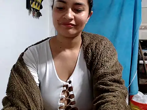 Snapshot of Scarlett_Hot69 chatting on February 1, 2026, 6:44 am Scarlett Hot69 online show from February 1, 2026, 6:44 am