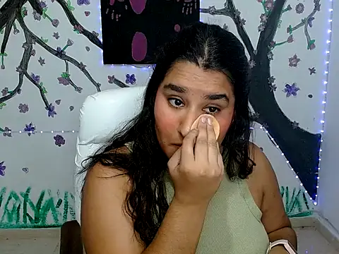 Snapshot of Im_May_ chatting on February 28, 2026, 1:49 am Im May online show from February 28, 2026, 1:49 am