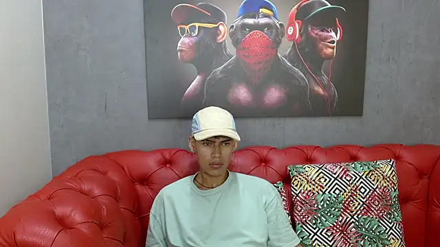 Snapshot of Astaroth_Grigori chatting on April 6, 2026, 2:51 pm Astaroth Grigori online show from April 6, 2026, 2:51 pm