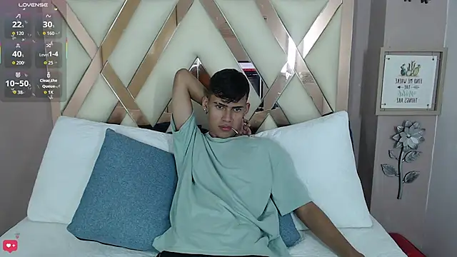 Snapshot of Astaroth_Grigori chatting on March 19, 2026, 7:25 pm Astaroth Grigori online show from March 19, 2026, 7:25 pm