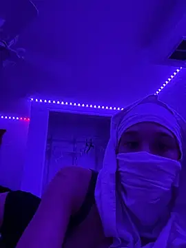 Snapshot of SexySkiBunny chatting on January 15, 2026, 5:22 am SexySkiBunny online show from January 15, 2026, 5:22 am