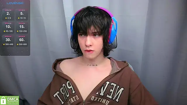 LeonBoykisser online show from May 28, 2026, 4:24 pm