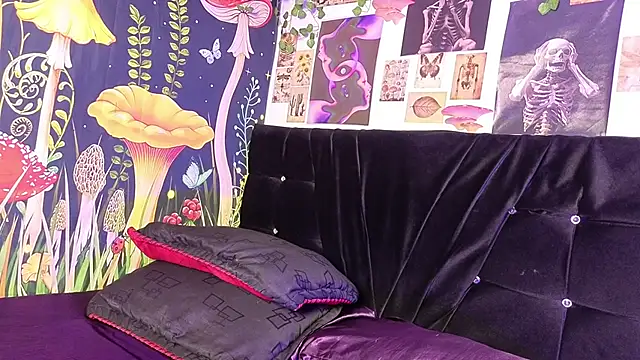 Snapshot of victoriia_thompson chatting on March 8, 2026, 8:45 pm victoriia thompson online show from March 8, 2026, 8:45 pm