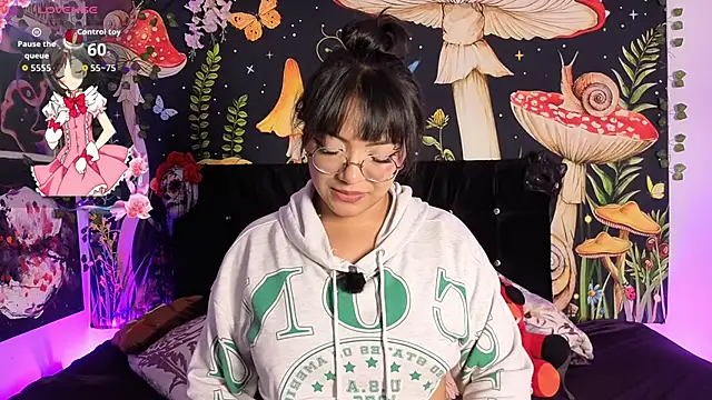 Snapshot of victoriia_thompson chatting on April 9, 2026, 9:10 pm victoriia thompson online show from April 9, 2026, 9:10 pm