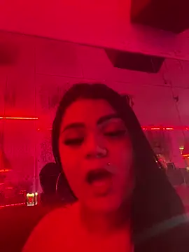 MorenaCariok online show from May 13, 2026, 12:39 am