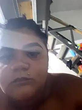 MorenaCariok online show from January 15, 2026, 10:35 pm