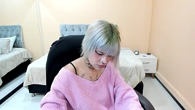 Snapshot of Bela_Craxkerr chatting on March 17, 2026, 12:52 pm Bela Craxkerr online show from March 17, 2026, 12:52 pm