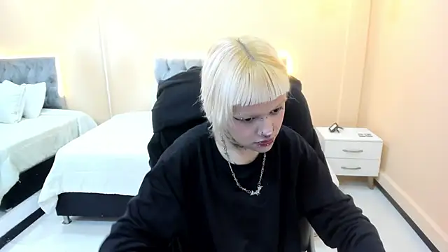 Snapshot of Bela_Craxkerr chatting on March 25, 2026, 1:10 pm Bela Craxkerr online show from March 25, 2026, 1:10 pm