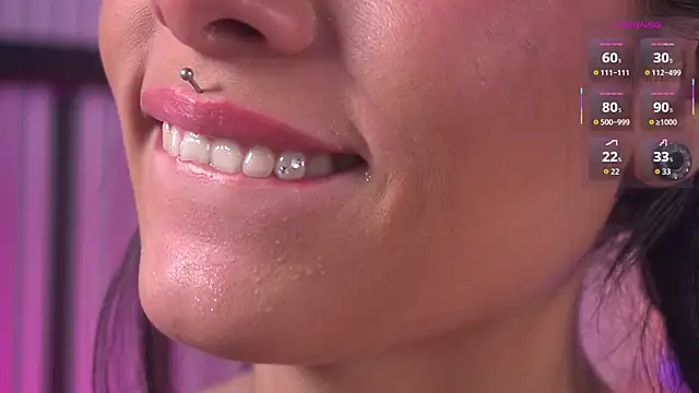 Molly  davis online show from April 8, 2026, 8:32 pm