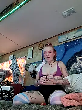 Snapshot of Tastybabe22 chatting on June 10, 2026, 6:20 pm Tastybabe22 online show from June 10, 2026, 6:20 pm