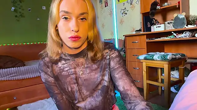 miss barbie111 online show from March 20, 2026, 12:28 pm