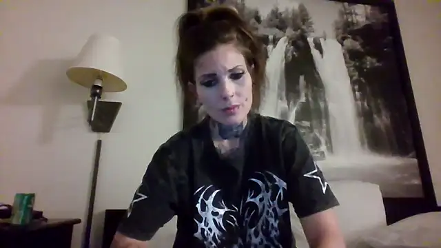 allymoon1369 online show from May 12, 2026, 6:43 am