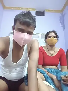 Cutiepie91 online show from July 28, 2026, 4:27 pm