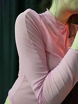 Snapshot of shrie_becerlyy0984 chatting on January 15, 2026, 12:03 am shrie becerlyy0984 online show from January 15, 2026, 12:03 am