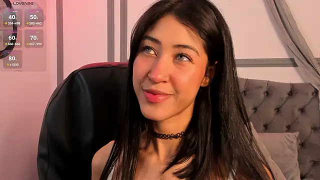 internett sweetheart online show from June 1, 2026, 11:21 am