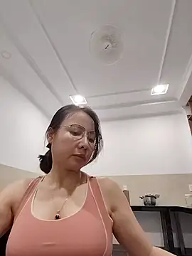 Famrita online show from March 12, 2026, 2:32 pm