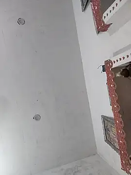 priyasharma899 online show from January 19, 2026, 4:33 pm