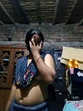 Snapshot of Hot_Sweeti chatting on April 16, 2026, 11:11 am Hot Sweeti online show from April 16, 2026, 11:11 am