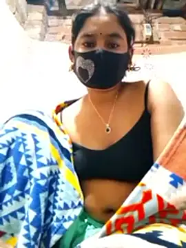 Snapshot of Hot_Sweeti chatting on February 13, 2026, 12:10 am Hot Sweeti online show from February 13, 2026, 12:10 am