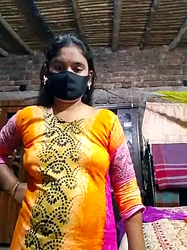 Snapshot of Hot_Sweeti chatting on April 9, 2026, 1:50 pm Hot Sweeti online show from April 9, 2026, 1:50 pm