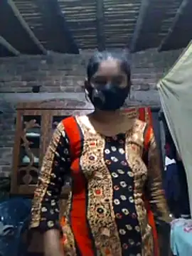 Snapshot of Hot_Sweeti chatting on March 7, 2026, 10:59 pm Hot Sweeti online show from March 7, 2026, 10:59 pm