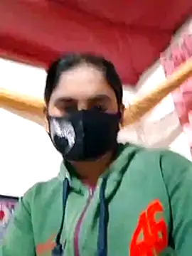 Snapshot of Hot_Sweeti chatting on January 16, 2026, 9:19 pm Hot Sweeti online show from January 16, 2026, 9:19 pm