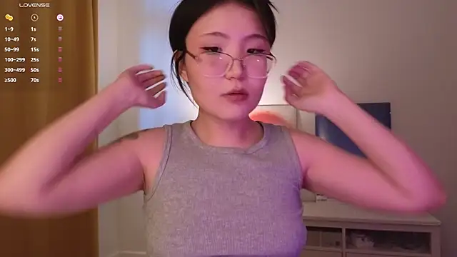 nullgirl online show from June 2, 2026, 2:22 am