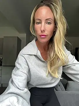 Daisyprin online show from June 30, 2026, 12:05 pm