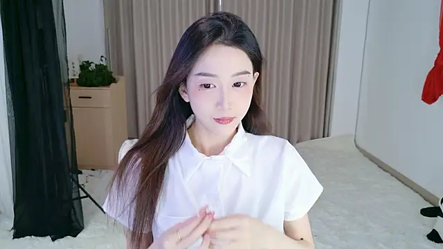 Dancing-Coco12 online show from February 10, 2026, 1:26 am