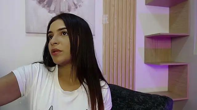 Snapshot of chloe_peach_ chatting on January 18, 2026, 12:30 pm chloe peach online show from January 18, 2026, 12:30 pm