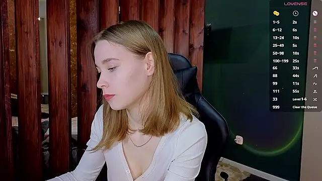 Snapshot of vickky_shy chatting on February 20, 2026, 6:43 pm vickky shy online show from February 20, 2026, 6:43 pm