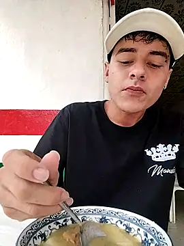 Snapshot of attractive-sexx chatting on March 28, 2026, 5:25 pm attractive-sexx online show from March 28, 2026, 5:25 pm