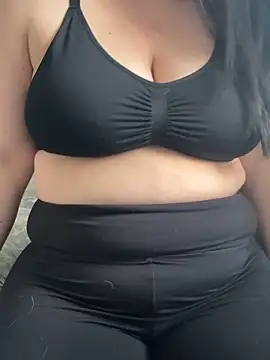 Zarrinaxx online show from April 7, 2026, 9:38 pm