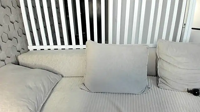 Snapshot of caelestisss chatting on March 8, 2026, 1:55 am caelestisss online show from March 8, 2026, 1:55 am