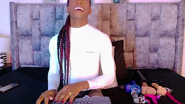 Snapshot of samirths_boy_ chatting on February 26, 2026, 5:57 pm samirths boy online show from February 26, 2026, 5:57 pm