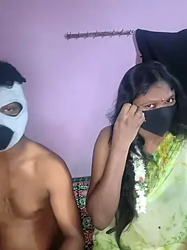 hotcopuleandsweet online show from April 14, 2026, 4:23 pm